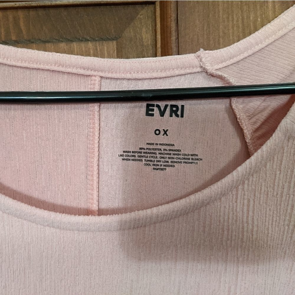 Evri pink top - Picture 2 of 6